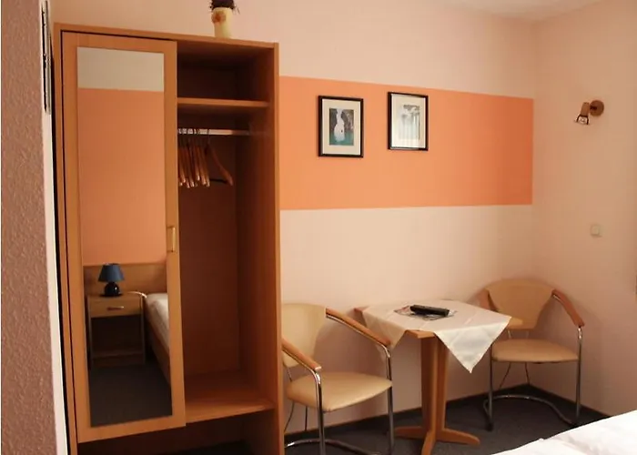 Gaestehaus Zum Felsenkeller Steigerthal 3*